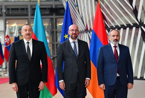 Приветствуем обязательство Баку возобновить трехстороннюю встречу Брюссельского процесса
