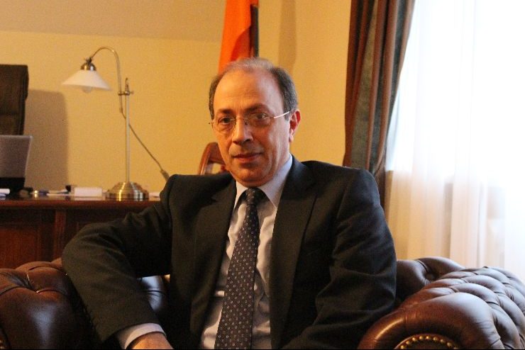 Глава МИД Армении Ара Айвазян 5 января с рабочим визитом отбудет в Арцах