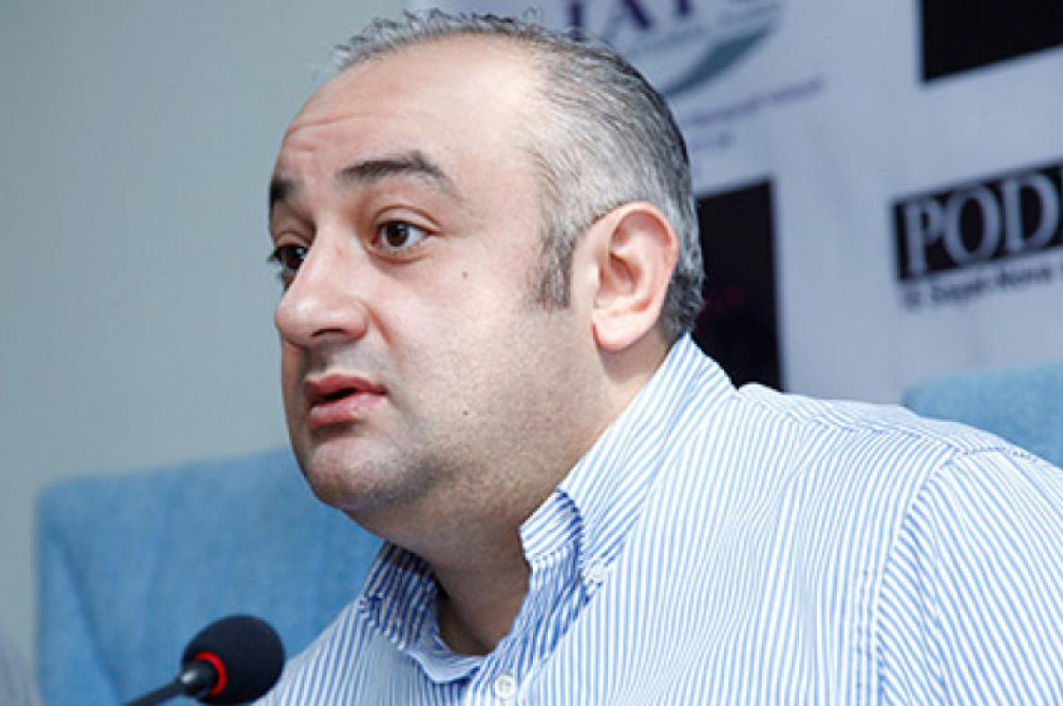 Петрос Казарян освобожден от должности