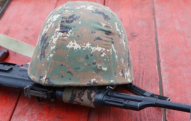 В результате выстрела противника погиб армянский солдат - Минобороны 