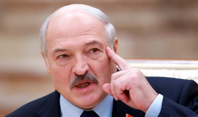 Лукашенко уверен в правильности пути Белоруссии по борьбе с COVID-19