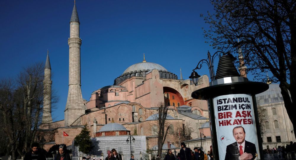Эксперты: Победа оппозиции в Стамбуле-«электоральное землетрясение»