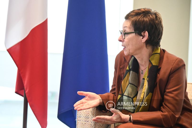 Азербайджан не дает возможности работать Минской группе - посол Франции 