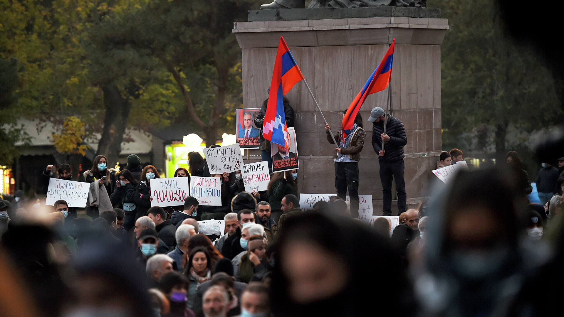 Постанджян призвала лидеров оппозиции объединиться и выйти на площади