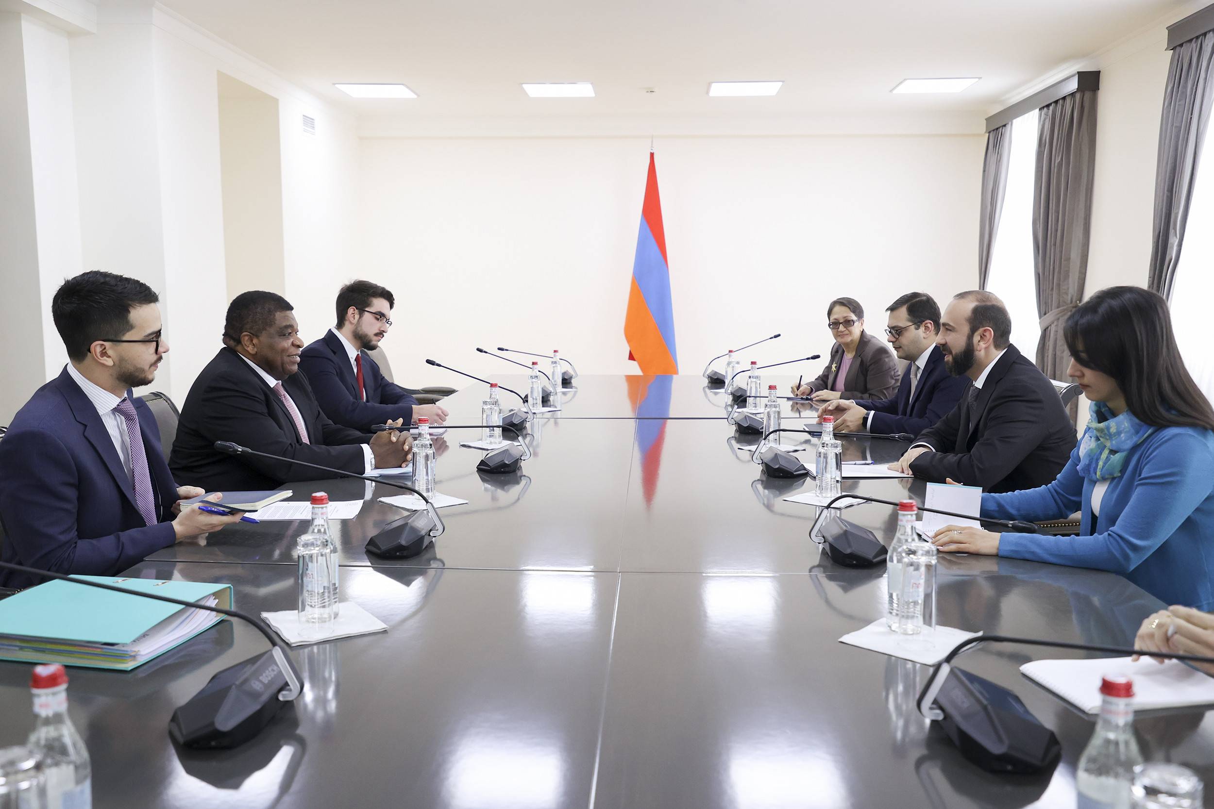 Глава МИД Армении обсудил с генсеком Межпарламентского союза ситуацию в регионе