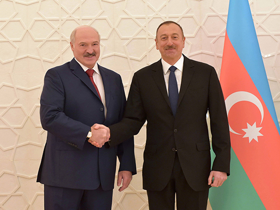 Лукашенко: в Беларуси Азербайджан воспринимают, как братскую страну 